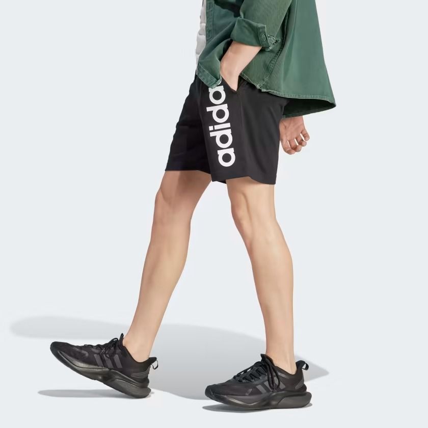 Short_AEROREADY_Essentials_Single_Jersey_Linear_Logo_Nero_IC0062_22_model_2_11zon.jpg